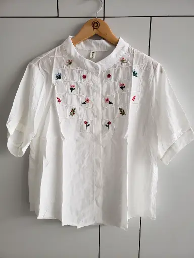 [2476] Classic White Embroidered Soft Linen Top