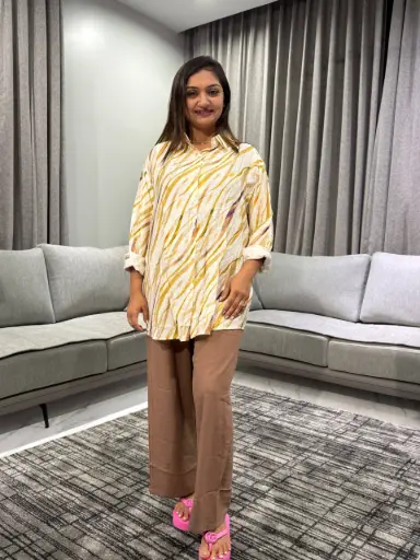 [2489] Yellow Abstract Wave Printed Premium Linen Long Shirt