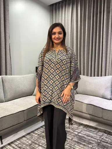 [2571] Beige & Indigo Geometric Natural Crepe Kaftan Top