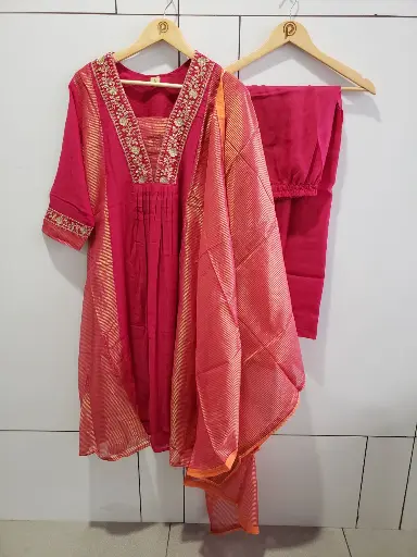 [2573] Fuchsia Crush Tissue 3-Piece Kurta Set
