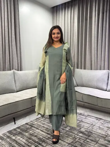 [2623] Dual Tone Banarasi Mull Chanderi Kurta Set