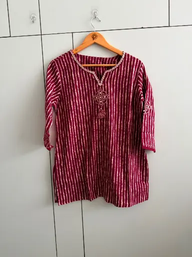 [2920] Maroon Magenta Striped Tie-Dye Embroidered Pure Cotton Tunic