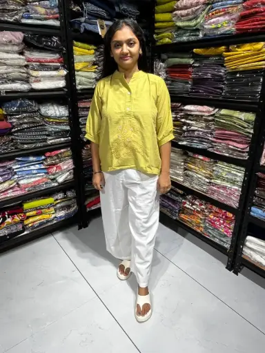 Yellow Blush Deer Linen-Cotton Top