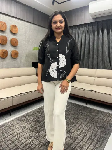 [599L] Floral Aura in Black Linen-Cotton Top