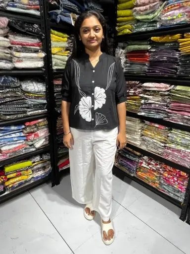 [599L] Floral Aura in Black Linen-Cotton Top